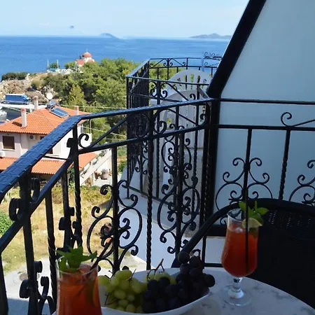 Lazaridis Luxury & Néa Róda