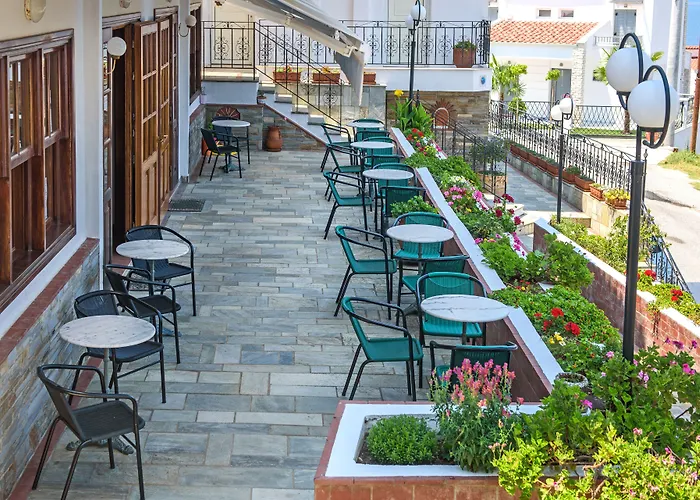 Lazaridis Luxury &