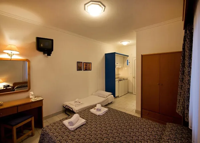 Apartment Lazaridis Luxury & Nea Roda