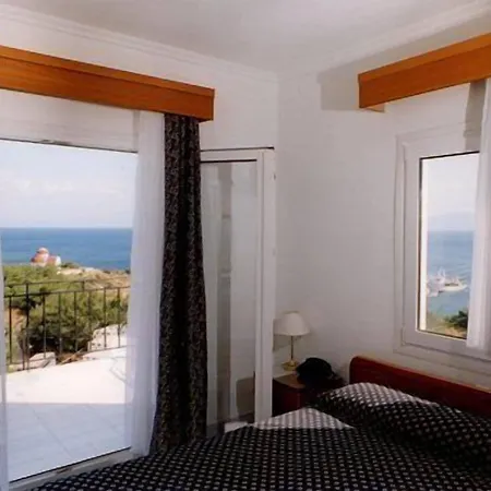 Lazaridis Luxury &