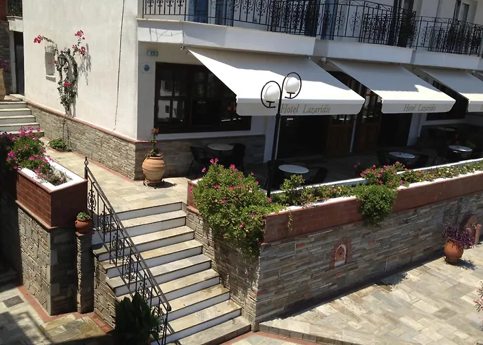 Lazaridis Luxury & * Nea Roda