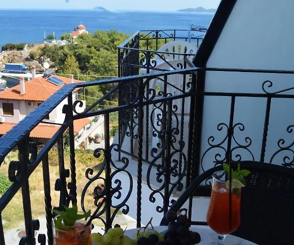 Lazaridis Luxury & Nea Roda